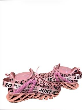 💰BOGO FREE Just So So Leopard Print Pink Sneakers Trainers